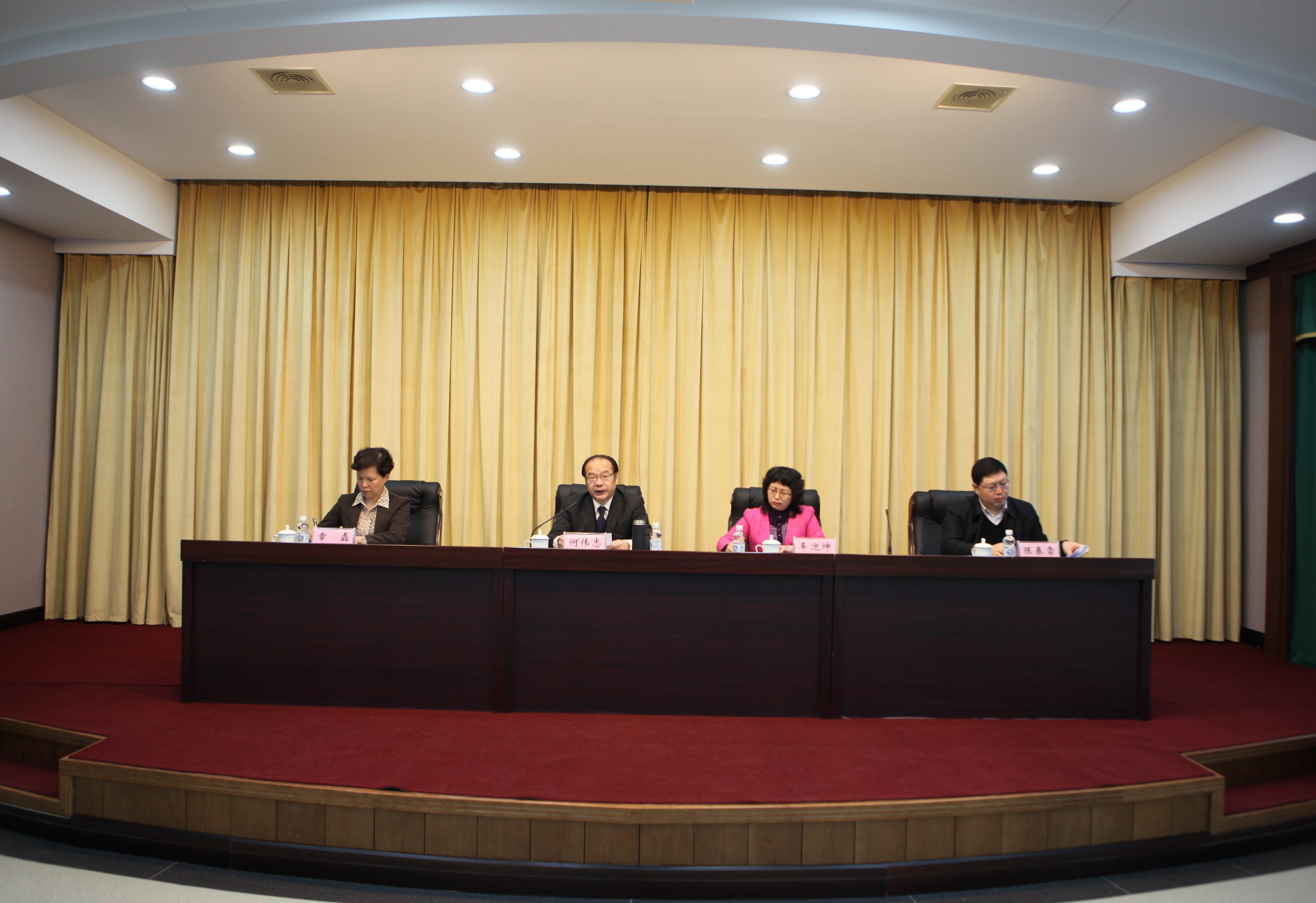 微信图片_20181128190750_副本.jpg