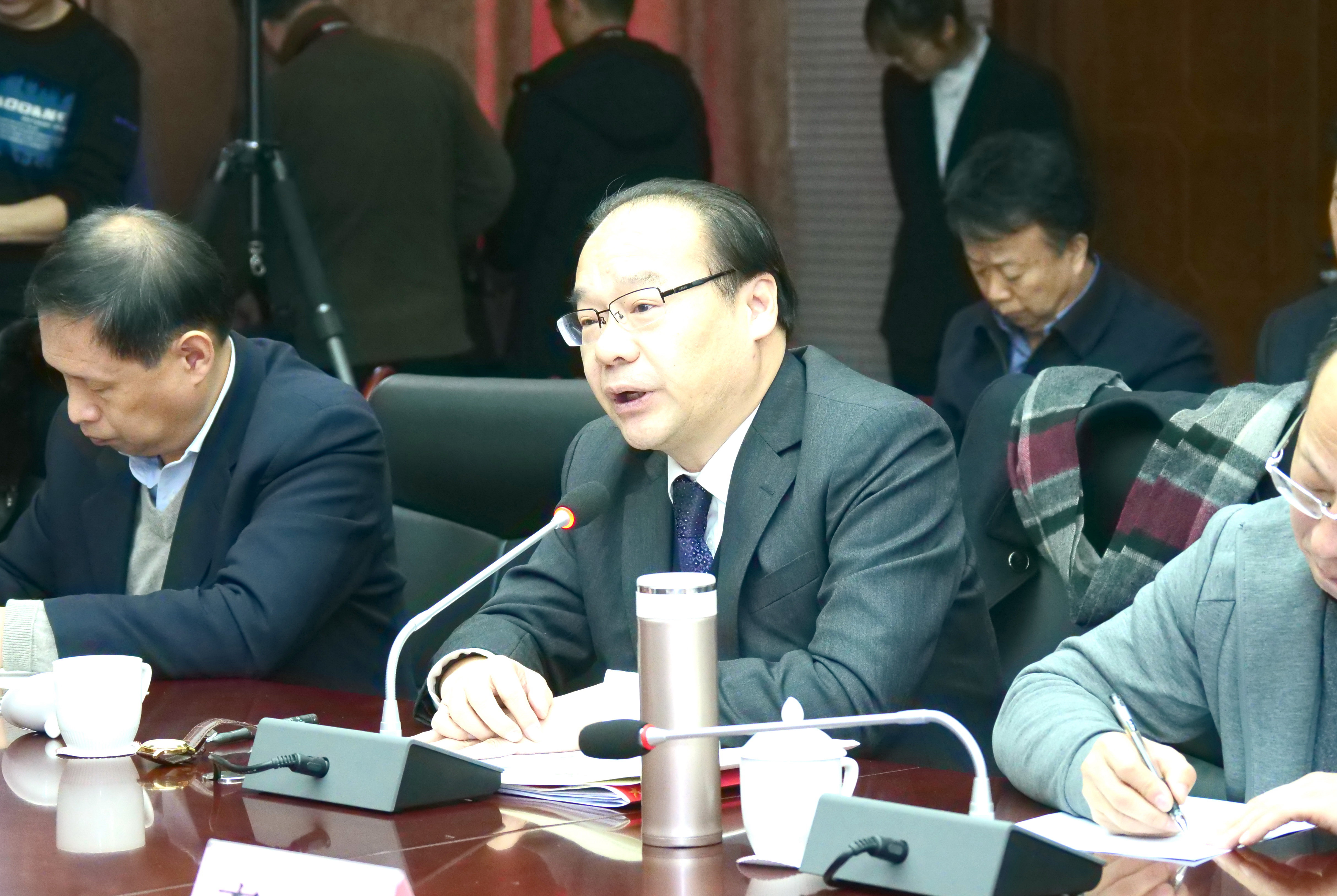 微信图片_20181215225527_副本.jpg