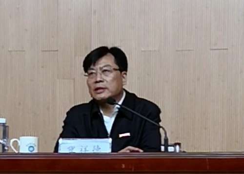 2004441716.jpg
