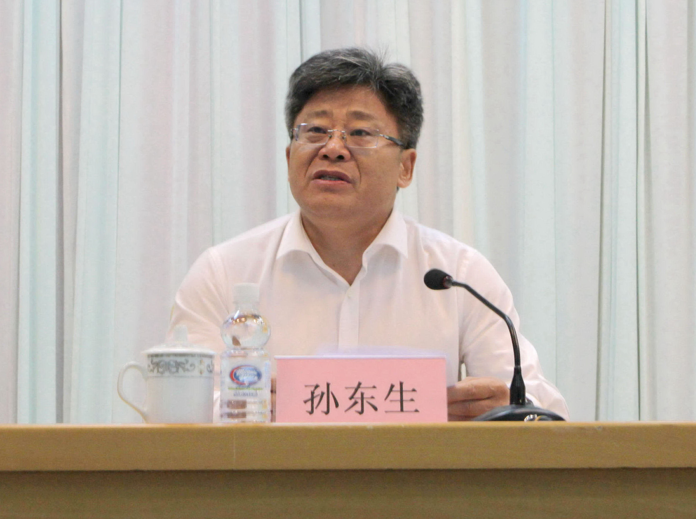 孙东生照片.jpg