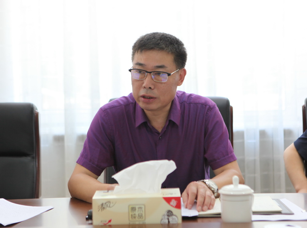 005、市县指导处处长刘树波作专题汇报.jpg