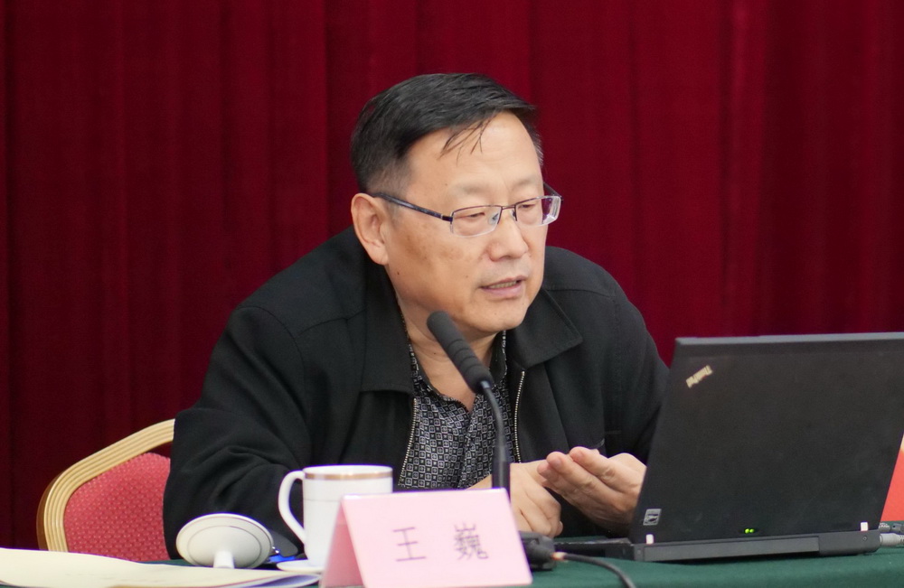 8、王巍授课.jpg